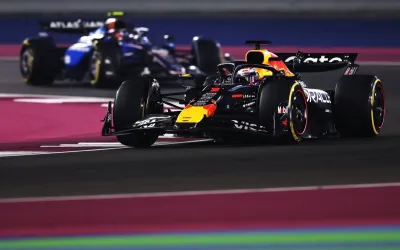 Max Verstappen câștigă în Qatar și reduce din avantajul lui Norris
