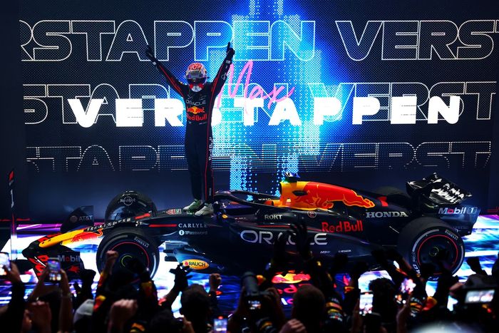 Max Verstappen la boxe