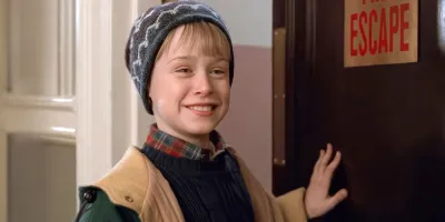 Regizorul Harry Potter readuce singur acasă pe platforma de streaming