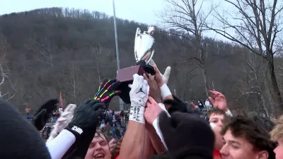 Antrenorul dispărut în munți, acuzat de pornografie infantilă