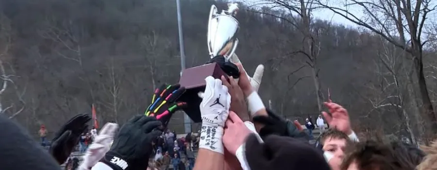 Antrenorul dispărut în munți, acuzat de pornografie infantilă