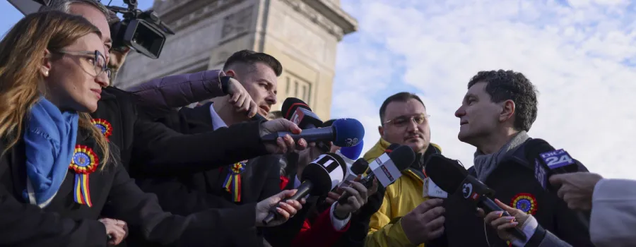 Nicușor Dan evită întrebări despre criza de la Ministerul Apărării