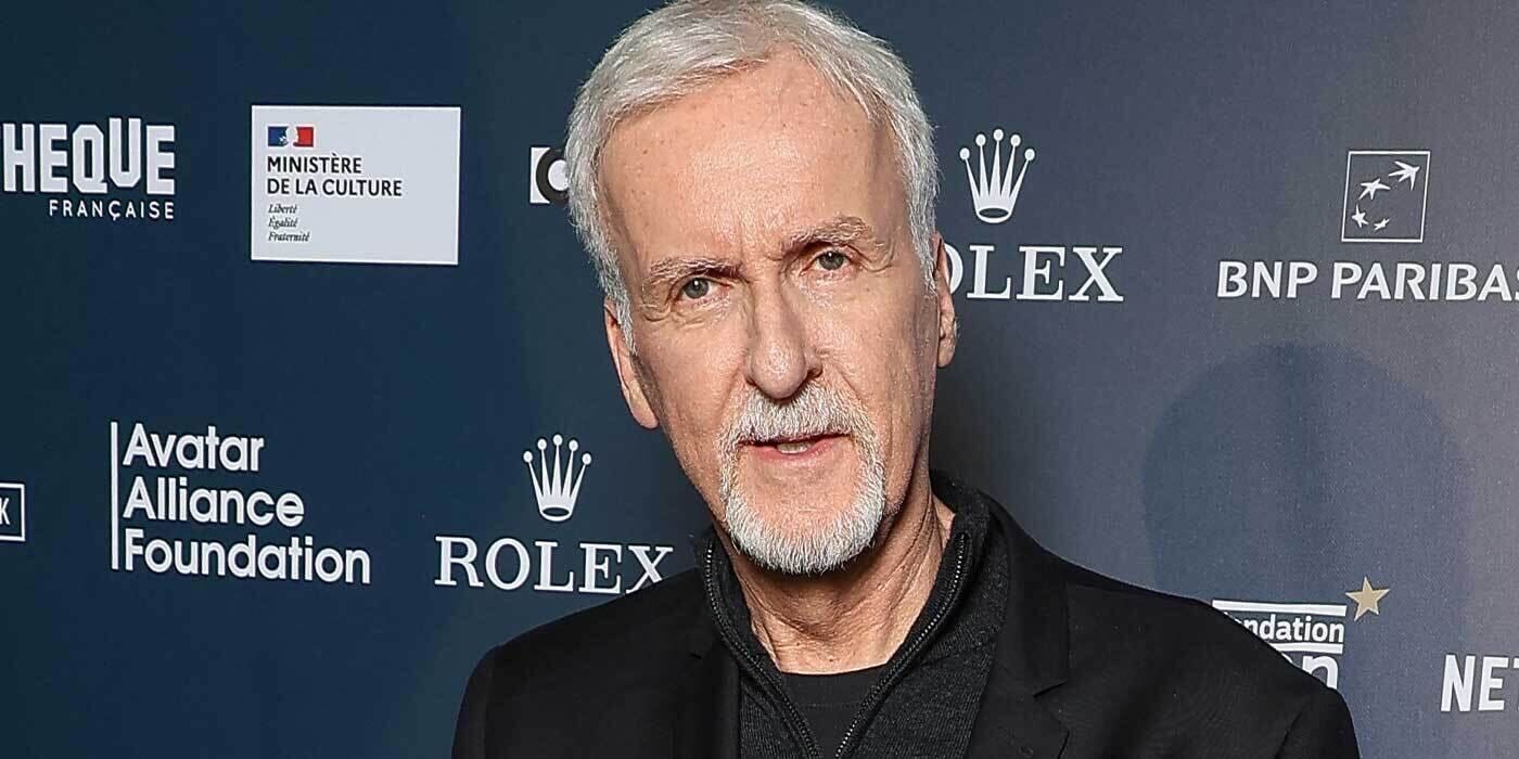 James Cameron la o conferință de presă