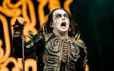 Foști membri Cradle of Filth dau în judecată pe Dani Filth