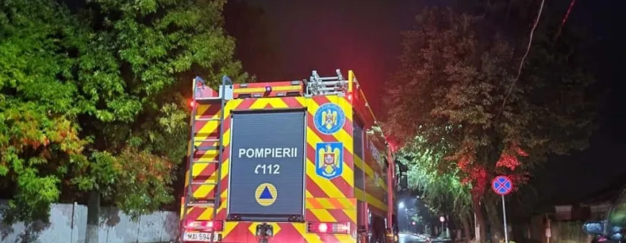 Incendiu la bloc în Constanța: zece locatari s-au autoevacuat