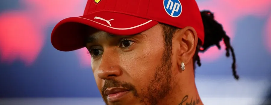 Reacția lui Hamilton când află că Verstappen a câștigat în Qatar