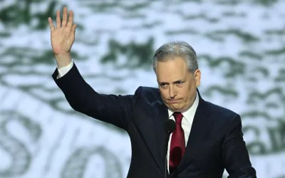 David Sacks, consilierul Trump pentru AI și crypto, atacat pentru conflicte