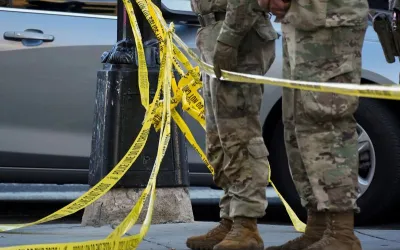 Militarul Andrew Wolfe rănit în Washington arată semne pozitive