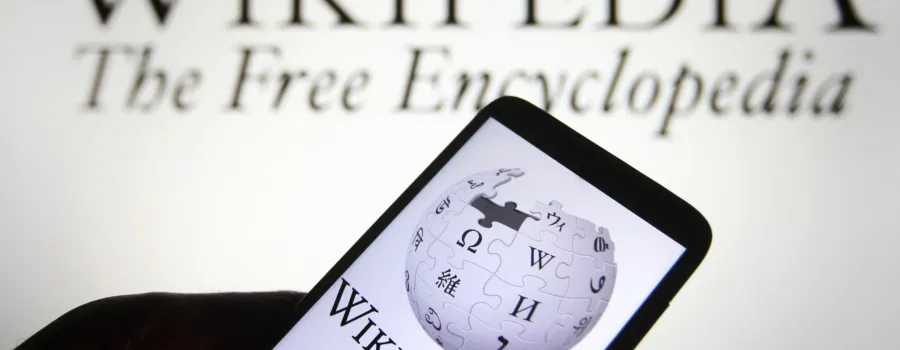 Charlie Kirk, cea mai citită pagină Wikipedia în 2025 cu 45 mil. vizualizări