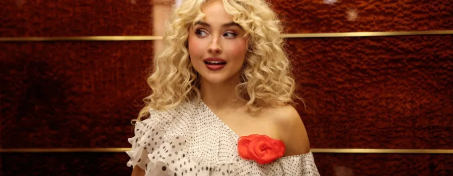 Gazdele emisiunii SNL din sezonul 51, ordonate