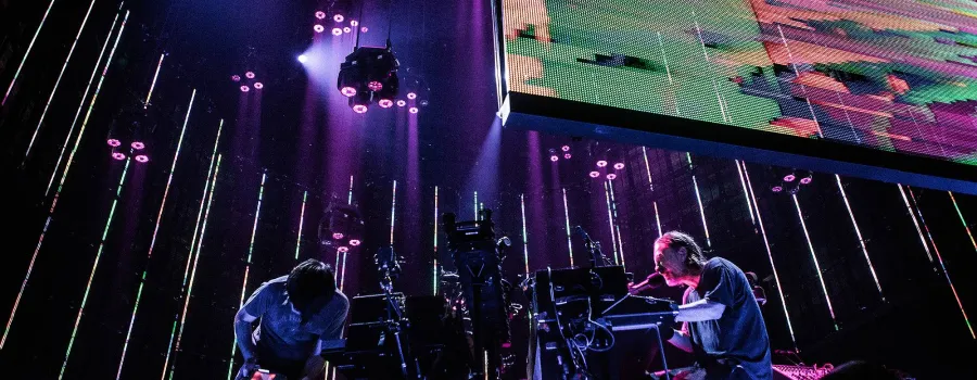 Sute de fani Radiohead s-au întrecut la karaoke în Copenhaga
