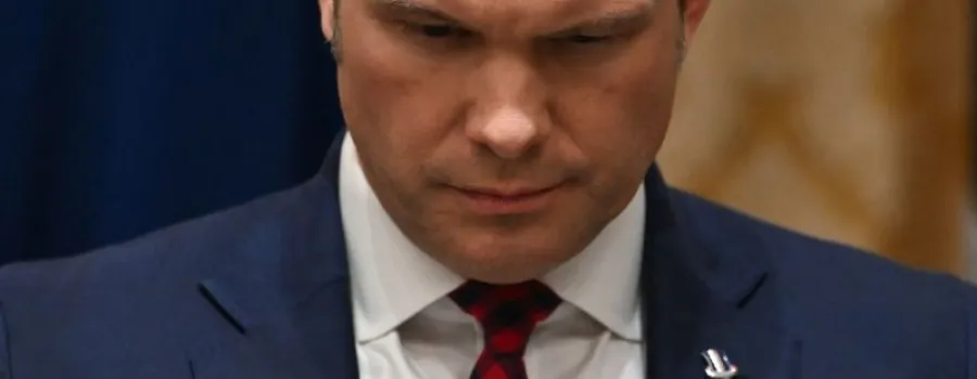 Senator republican: Hegseth minte sau este incompetent