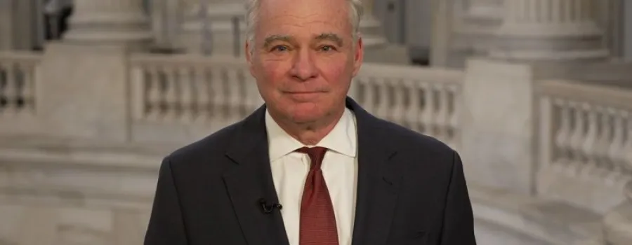 Senatorul Tim Kaine critică lidership-ul lui Pete Hegseth