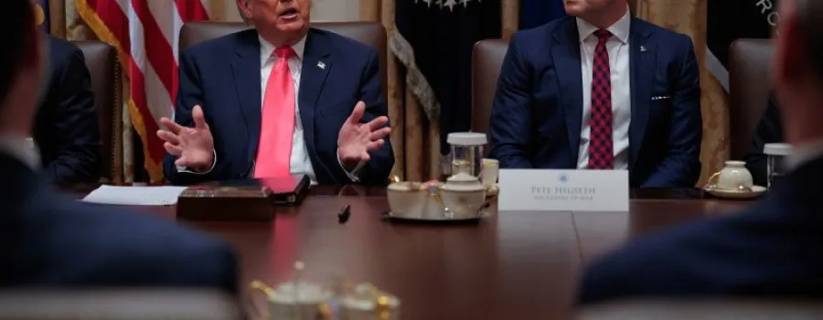 Trump și Hegseth neagă că știau de al doilea atac asupra unei ambarcațiuni