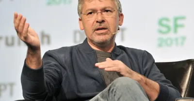 Șeful departamentului de inteligență artificială de la Apple se retrage