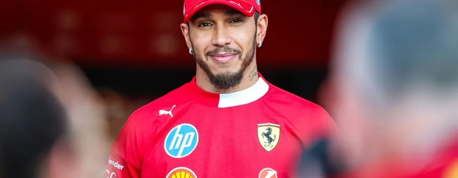 Lewis Hamilton îl invită pe Lando Norris la o zi pe circuit cu motociclete