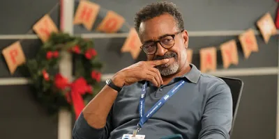 Două legende SNL se întâlnesc în cea mai subestimată comedie TV