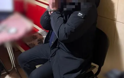 Avocat condamnat pentru omor, găsit ascuns în depozitul blocului