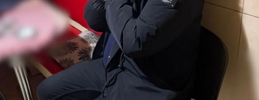 Avocat condamnat pentru omor, găsit ascuns în depozitul blocului