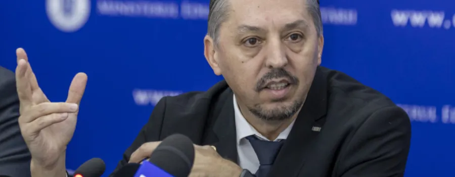 David răspunde criticilor la programa de română: "Nu eu am propus-o"