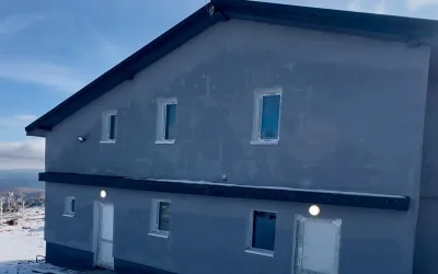 Stația meteo Vlădeasa, distrusă în iunie, a fost reconstruită