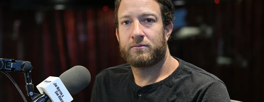 Chatbot-ul Grok al lui Musk a dezvăluit adresa lui Dave Portnoy