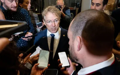 Rand Paul devine din ce în ce mai vocal împotriva lui Trump