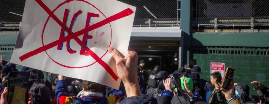 Proteste și arestări în Manhattan împotriva agenților federali