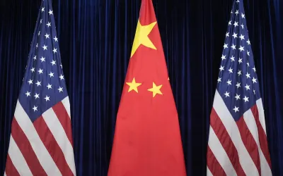 Studenții chinezi ar putea fi blocați în laboratoarele sensibile americane