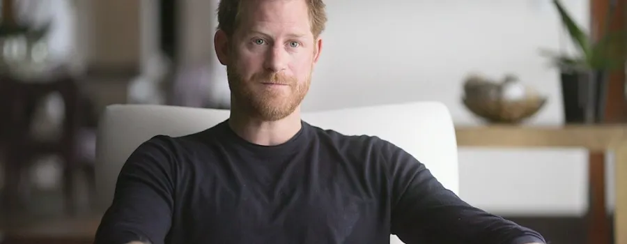 Prințul Harry glumește că ar vrea să joace într-un film de Crăciun