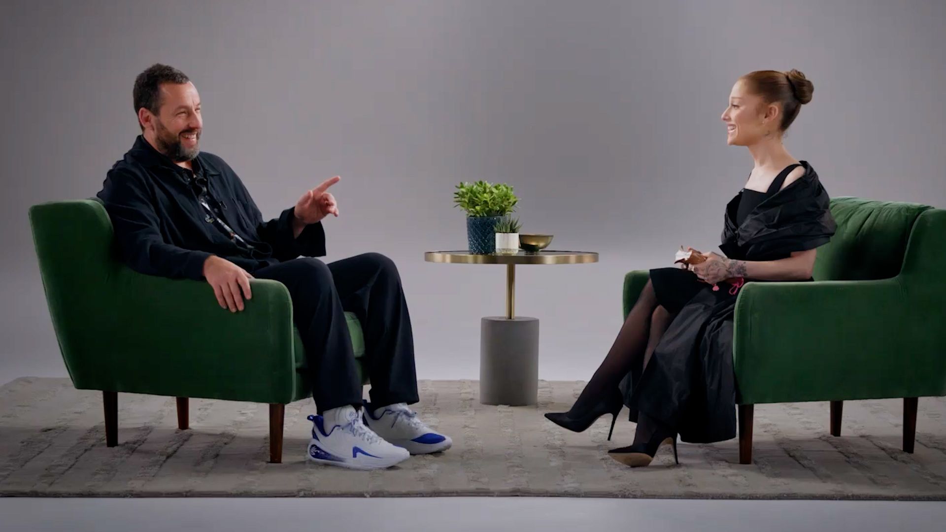 Adam Sandler și Ariana Grande în discuție despre Wicked