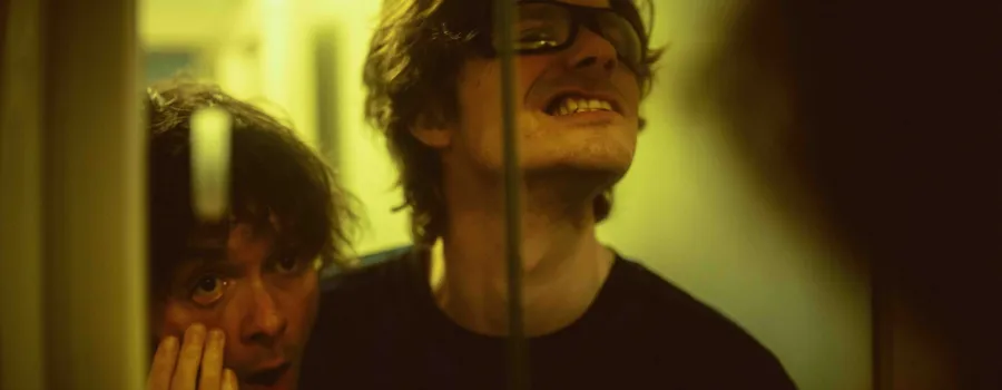 Dead Dads Club lansează single-ul 'Volatile Child' produs de Fontaines D.C.