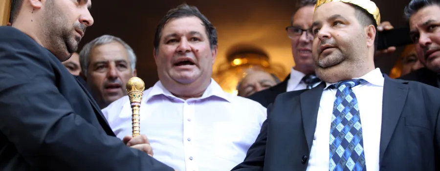 Fratele regelui romilor, cercetat penal pentru logodna unui minor