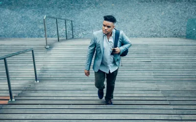 Inteligența artificială redefinește joburile pentru studenți