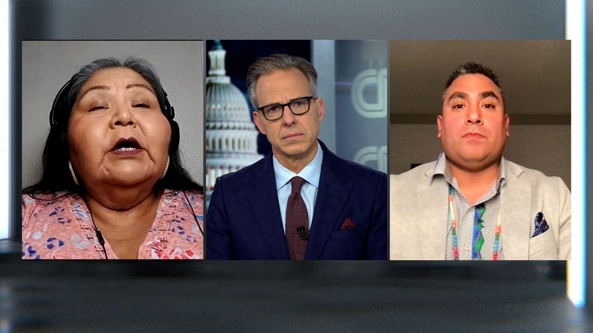 Elaine Miles în cadrul unui interviu