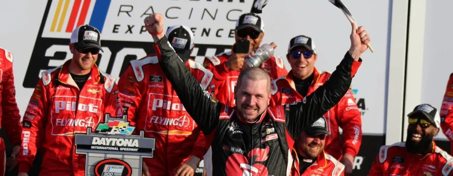 Fostul pilot NASCAR Michael Annett a murit la vârsta de 39 de ani