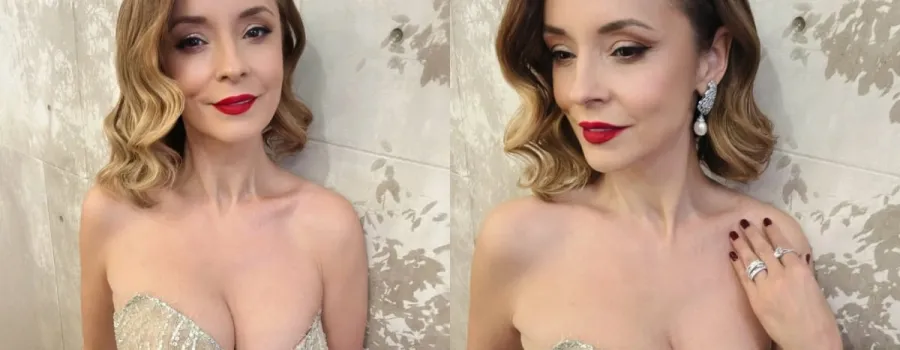 Andreea Marin strălucește într-o rochie mulată la un eveniment