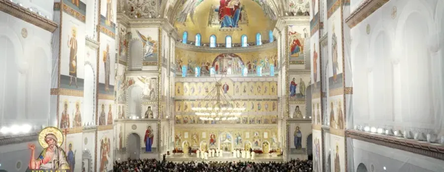 Mii de români au venit la Catedrala Mântuirii Neamului de Sfântul Andrei